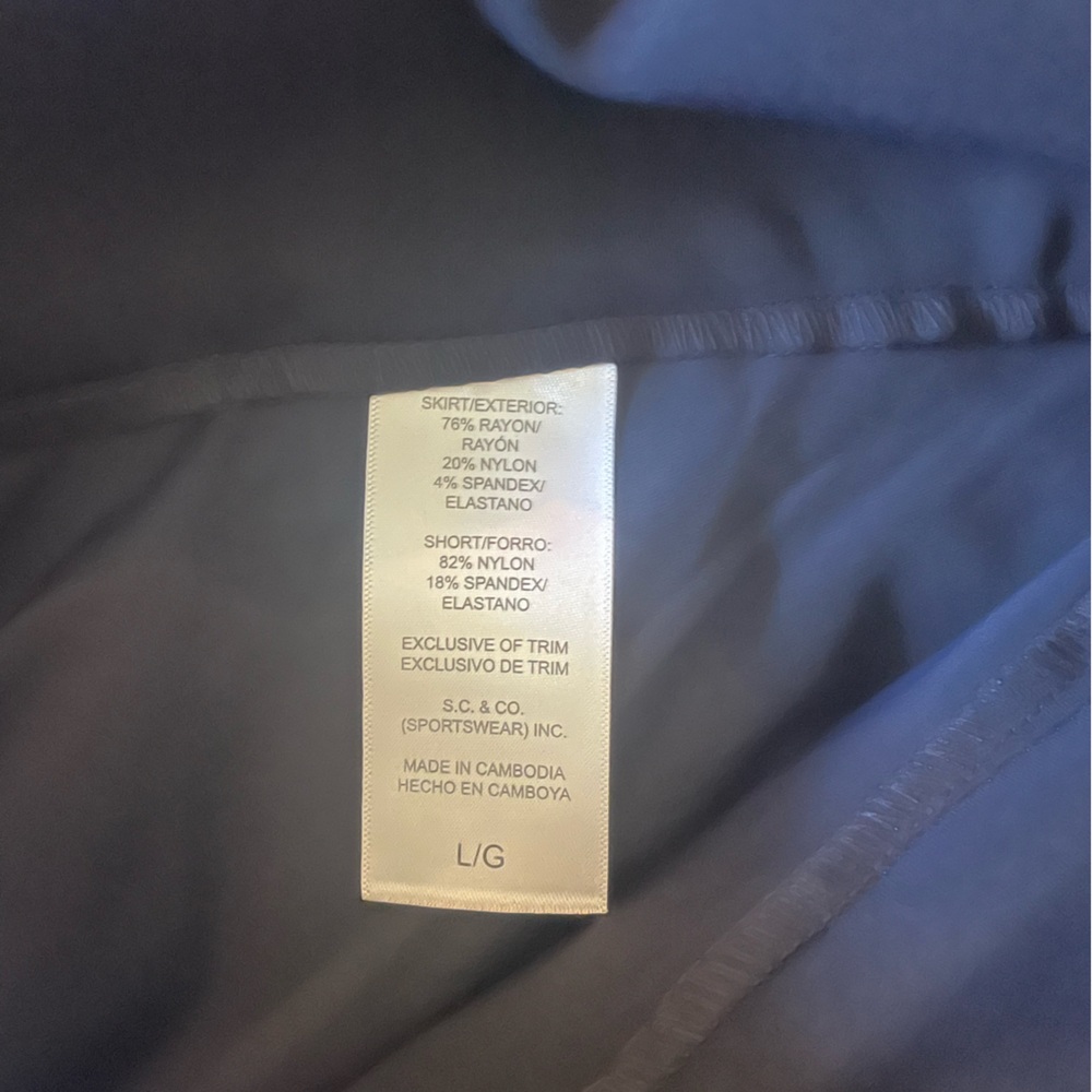 SC & Co athletic skirt.  NWOT - Picture 3 of 3